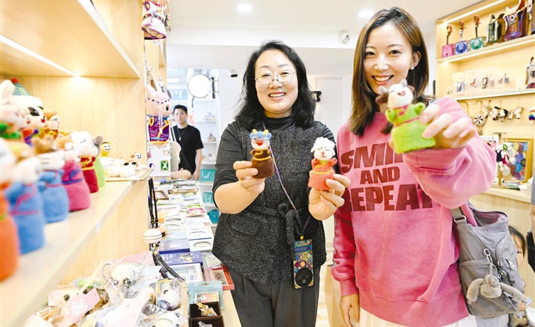 民族手工艺品受青睐